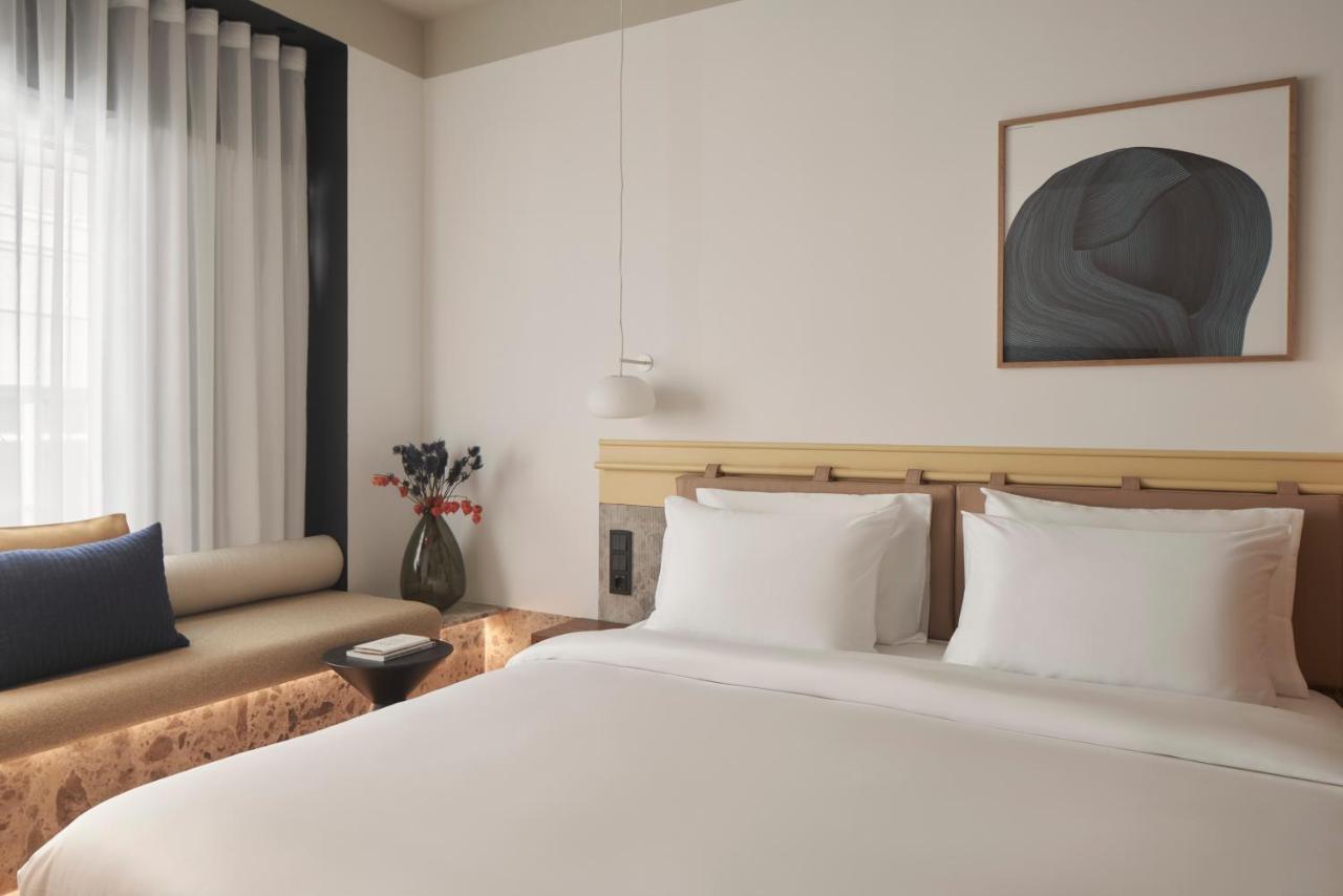 The Social Athens Hotel, A Member Of Radisson Individuals Экстерьер фото