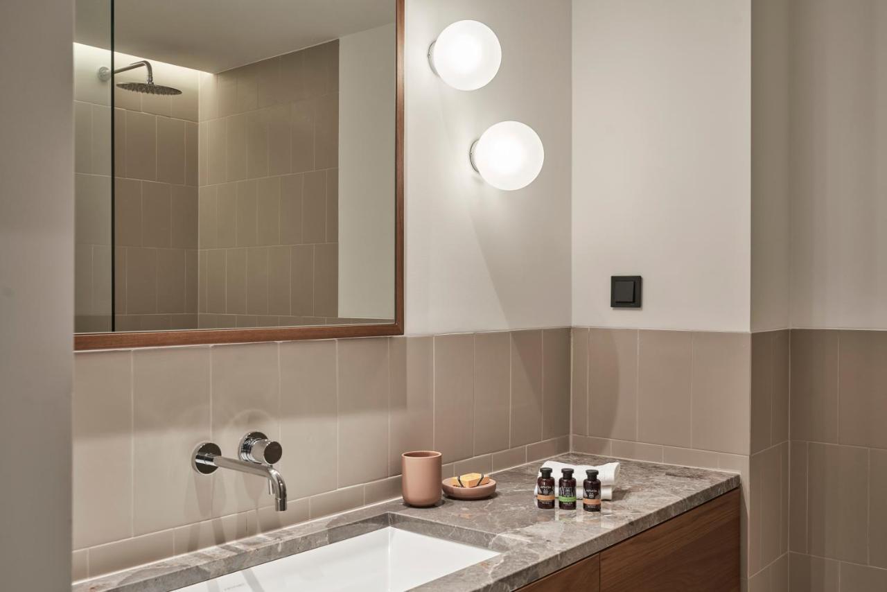 The Social Athens Hotel, A Member Of Radisson Individuals Экстерьер фото